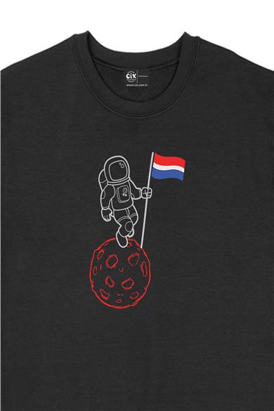 Bayraklı Astronot Sweatshirt
