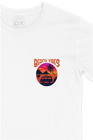 Beach Vibes Cep Logo Tasarımlı Beyaz Tişört