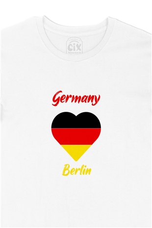 Berlin Almanya Bayraklı Kalpli Tişört