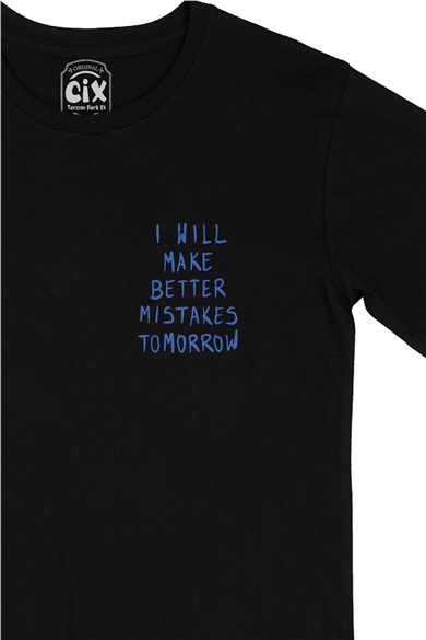 Better Mistakes Cep Logo Tasarımlı Siyah Tişört