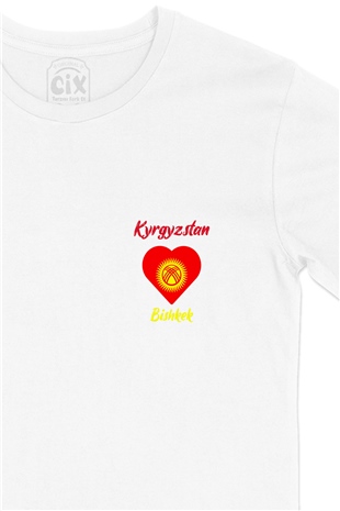 Bişkek Kırgızistan Bayraklı Kalpli Cep Logo Tasarımlı Beyaz Tişört
