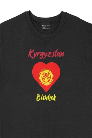 Bişkek Kırgızistan Bayraklı Kalpli Siyah Sweatshirt