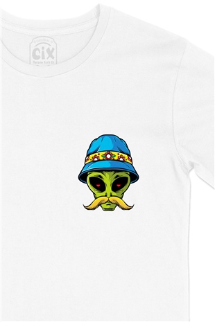 Bıyıklı Alien Cep Logo Tasarımlı Beyaz Tişört