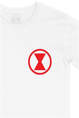 Black Widow Logolu Cep Logo Tasarımlı Beyaz Tişört