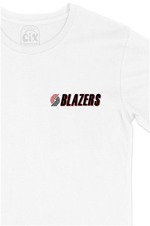 Blazers Cep Logo Tasarımlı Beyaz Tişört