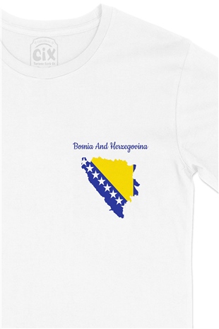 Bosna Hersek Haritalı ve Bayraklı Cep Logo Tasarımlı Beyaz Tişört