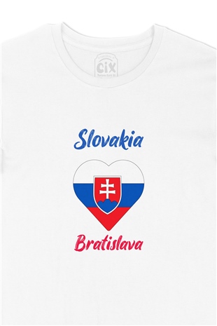 Bratislava Slovakya Bayraklı Kalpli Tişört