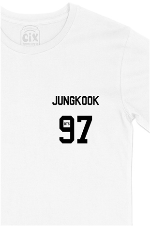 Bts Bangtan Boys Jungkook 97 Cep Logo Tasarımlı Beyaz Tişört