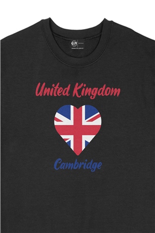 Cambridge İngiltere Bayraklı Kalpli Siyah Sweatshirt
