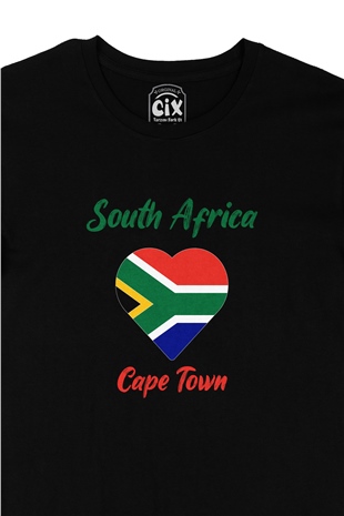 Cape Town Güney Afrika Bayraklı Kalpli Siyah Tişört