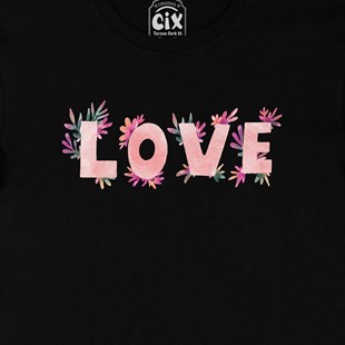 Çiçekli Love Yazılı Siyah Tişört
