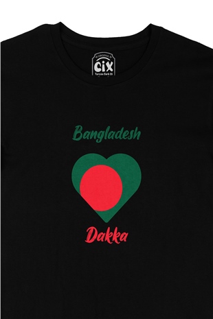 Dakka Bangladeş Bayraklı Kalpli Siyah Tişört