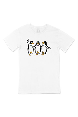 Dans Eden Penguenler Tişört