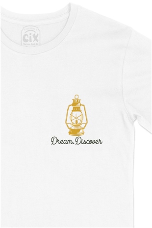 Dream Discover Cep Logo Tasarımlı Beyaz Tişört