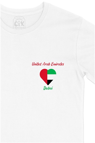 Dubai Bayraklı Kalpli Cep Logo Tasarımlı Beyaz Tişört