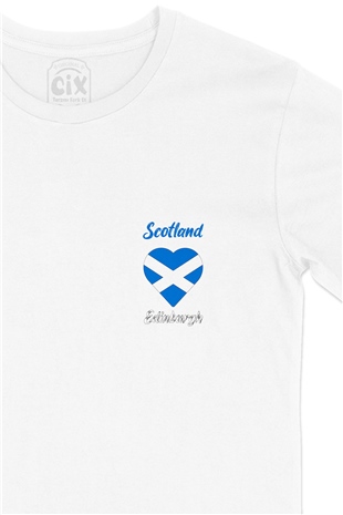 Edinburgh İskoçya Bayraklı Kalpli Cep Logo Tasarımlı Beyaz Tişört