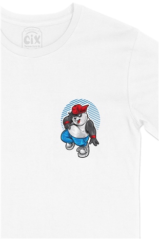 Eğlenen Panda Cep Logo Tasarımlı Beyaz Tişört