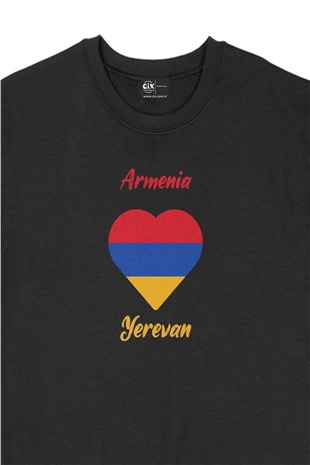 Erivan Ermenistan Bayraklı Kalpli Siyah Sweatshirt