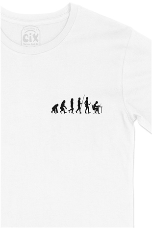 Evolution Human Work Cep Logo Tasarımlı Beyaz Tişört