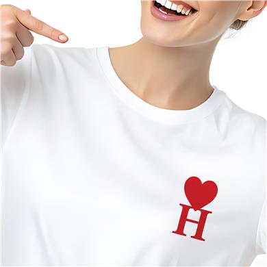 H Harf Baskılı Kalpli Boyfriend Beyaz Tişört
