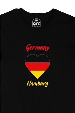 Hamburg Almanya  Bayraklı Kalpli Siyah Tişört