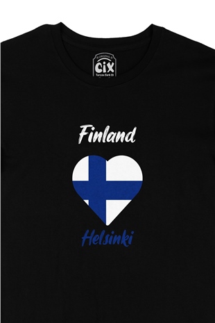 Helsinki Finlandiya Bayraklı Kalpli Siyah Tişört