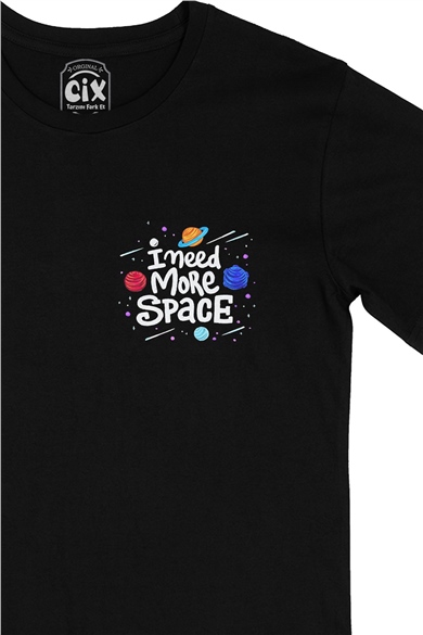 I Need More Space Cep Logo Tasarımlı Siyah Tişört