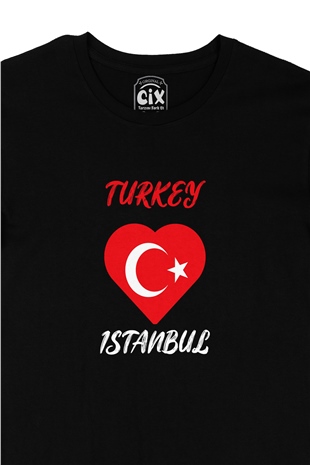İstanbul Türkiye Bayraklı Kalpli Siyah Tişört