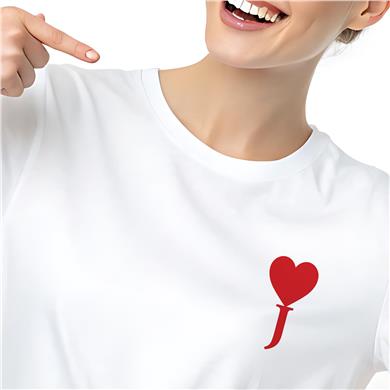 J Harf Baskılı Kalpli Boyfriend Beyaz Tişört