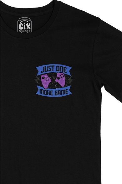 Just One More Game Cep Logo Tasarımlı Siyah Tişört