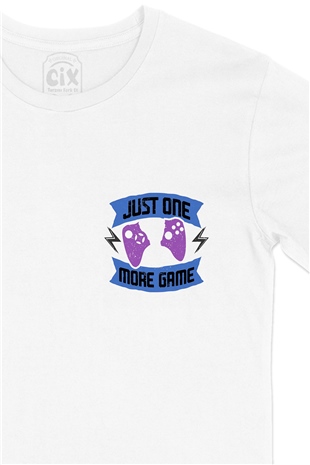 Just One More Game Cep Logo Tasarımlı Beyaz Tişört
