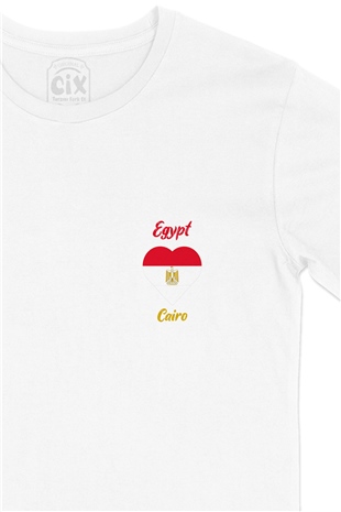 Kahire Mısır Bayraklı Kalpli Cep Logo Tasarımlı Beyaz Tişört