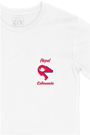 Katmandu Nepal Bayraklı Kalpli Cep Logo Tasarımlı Beyaz Tişört