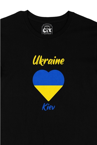 Kiev Ukrayna Bayraklı Kalpli Siyah Tişört
