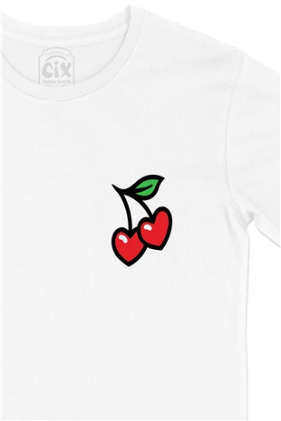 Kirazlı Kalp Cep Logo Tasarımlı Beyaz Tişört