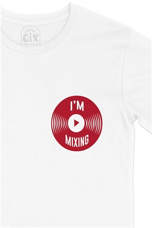 Kırmızı I Am Mixing Cep Logo Tasarımlı Beyaz Tişört