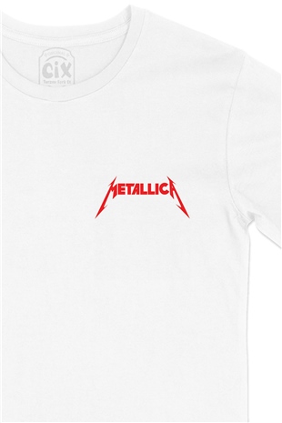 Kırmızı Metallica Logolu Cep Logo Tasarımlı Beyaz Tişört