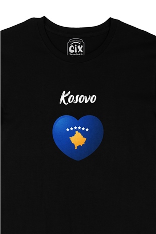 Kosova Bayraklı Kalpli Siyah Tişört