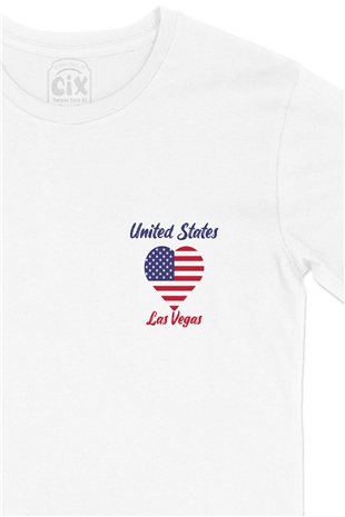 Las Vegas Amerika Bayraklı Kalpli Cep Logo Tasarımlı Beyaz Tişört