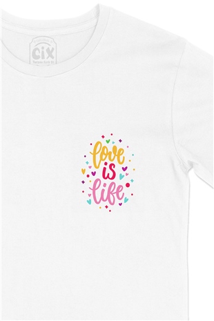 Love Is Life Cep Logo Tasarımlı Beyaz Tişört