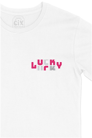 Lucky Şanslı Pembe Cep Logo Tasarımlı Beyaz Tişört