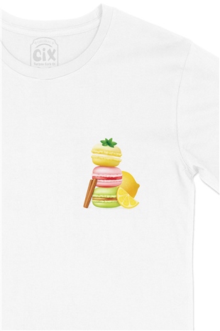 Macaron Cep Logo Tasarımlı Beyaz Tişört