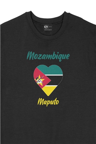 Maputo Mozambik Bayraklı Kalpli Siyah Sweatshirt