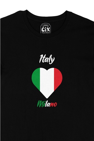 Milano İtalya Bayraklı Kalpli Siyah Tişört