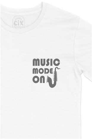 Music Mode On Cep Logo Tasarımlı Beyaz Tişört