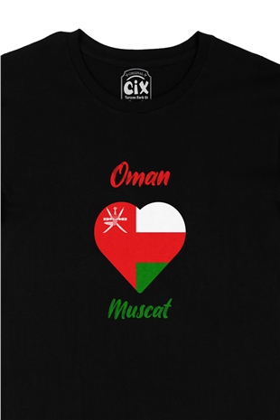 Muskat Umman Bayraklı Kalpli Siyah Tişört