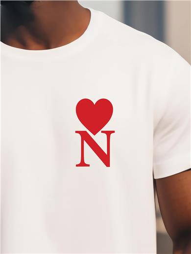 N Harf Baskılı Kalpli Beyaz Tişört