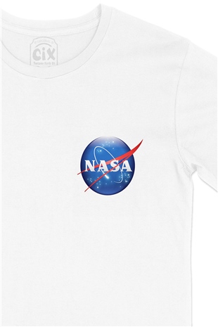 Nasa Logolu Cep Logo Tasarımlı Beyaz Tişört