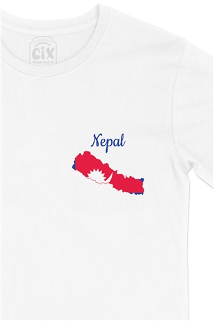 Nepal Haritalı ve Bayraklı Cep Logo Tasarımlı Beyaz Tişört