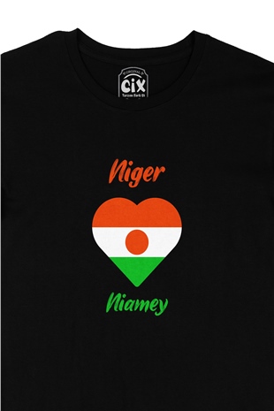 Niamey Nijer Bayraklı Kalpli Siyah Tişört